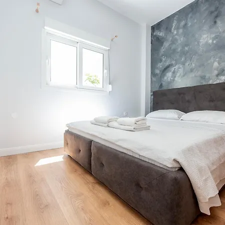 Rebuild Comfort - Metro 3min Walk Appartement