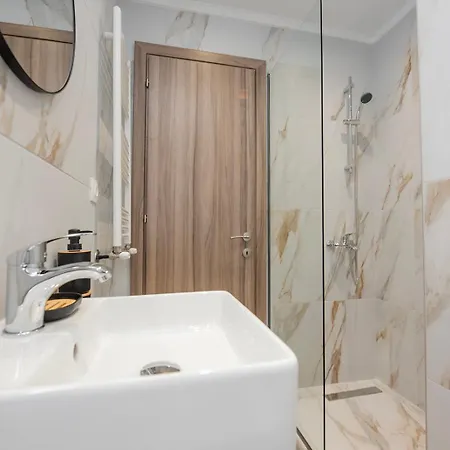 Rebuild Comfort - Metro 3min Walk Appartement Thessaloniki