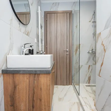 Rebuild Comfort - Metro 3min Walk * Thessaloniki